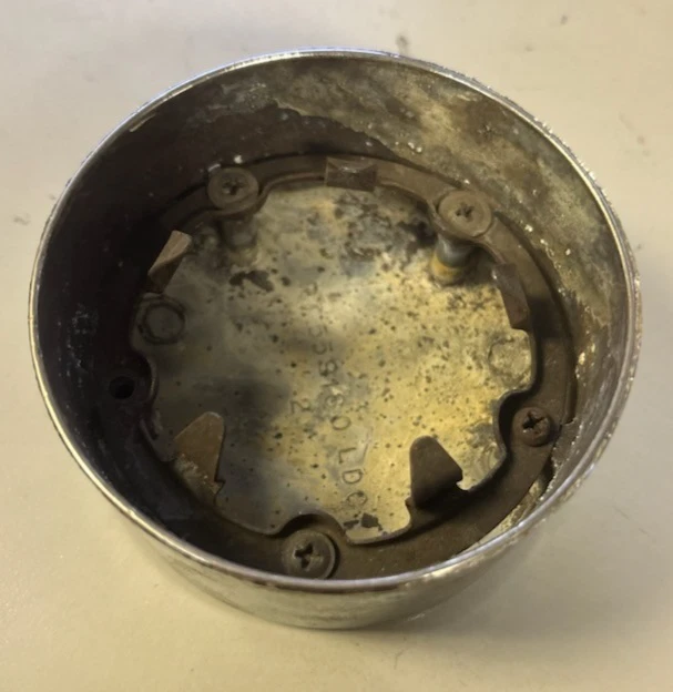 1977-1981 Oldsmobile Cutlass OEM Center Hub Cap Metal PT559180LDC Foto 3 de 4