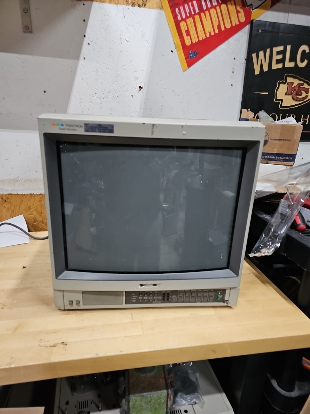 Sony Trinitron Pvm-1943md Retro Gaming CRT Monitor