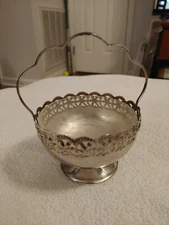 Vintage Celtic Quality White Glass Lined Silver Plate Candy Compote Bowl 