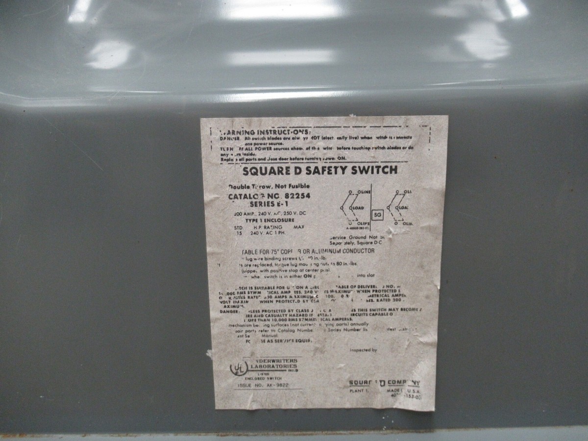 e.y_i Square D 82254 Series E1 200 Amp 240 Volt 1PH 2W Double Throw
