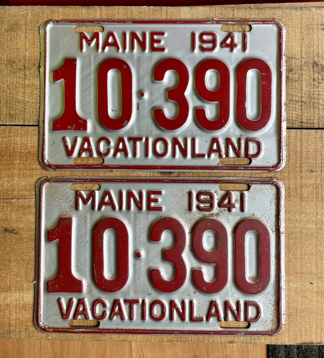 Pair of Vintage 1940s Maine ME Vacationland Silver License