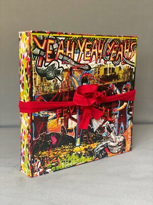 Yeah Yeah Yeahs Fever to Tell ピクチャーレコード YEAH YEAH YEAH's - Fever To Tell - Amazon.com Music