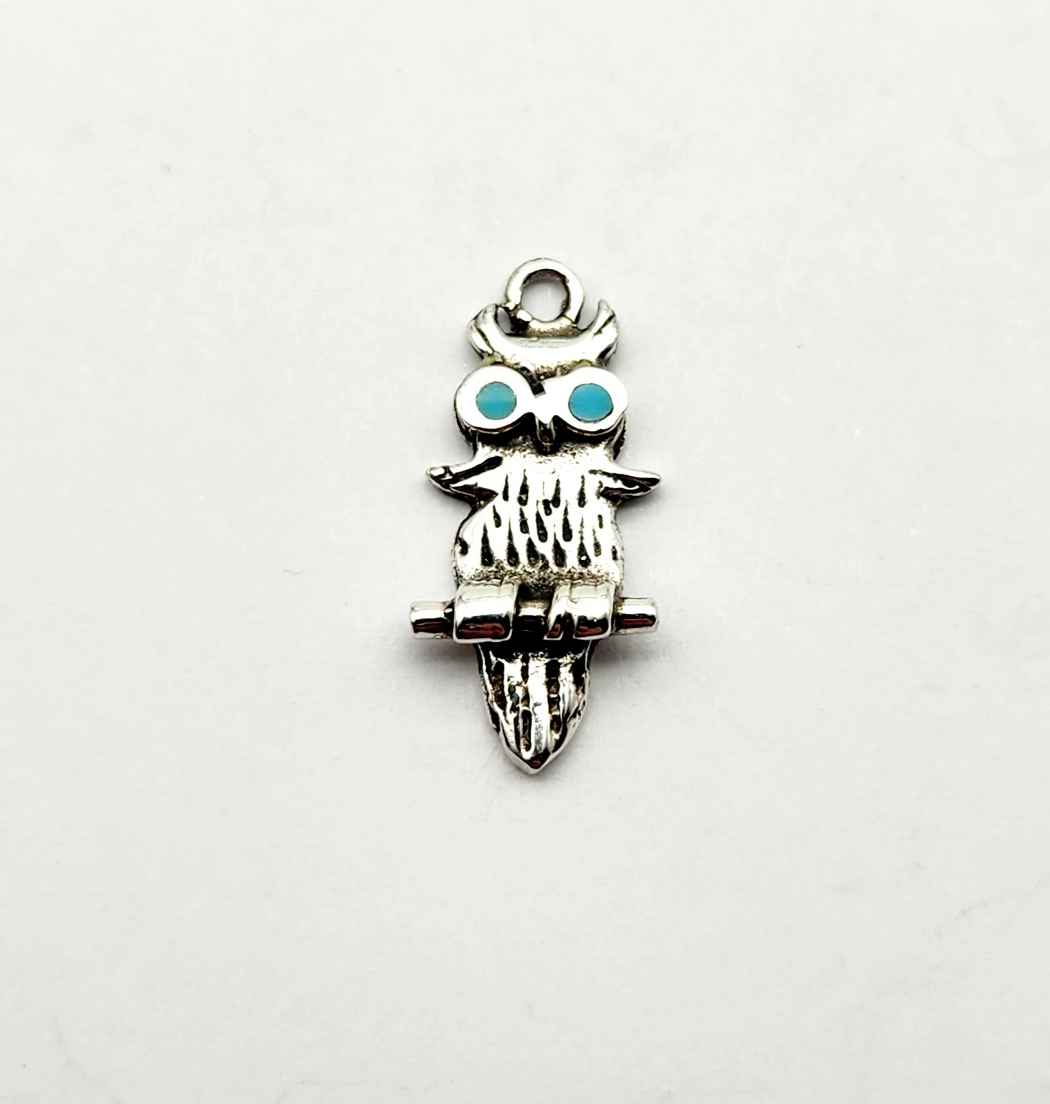 Vintage Sterling Silver Turquoise Inlay Eyes Owl on Branch Charm Pendant - 1.6g