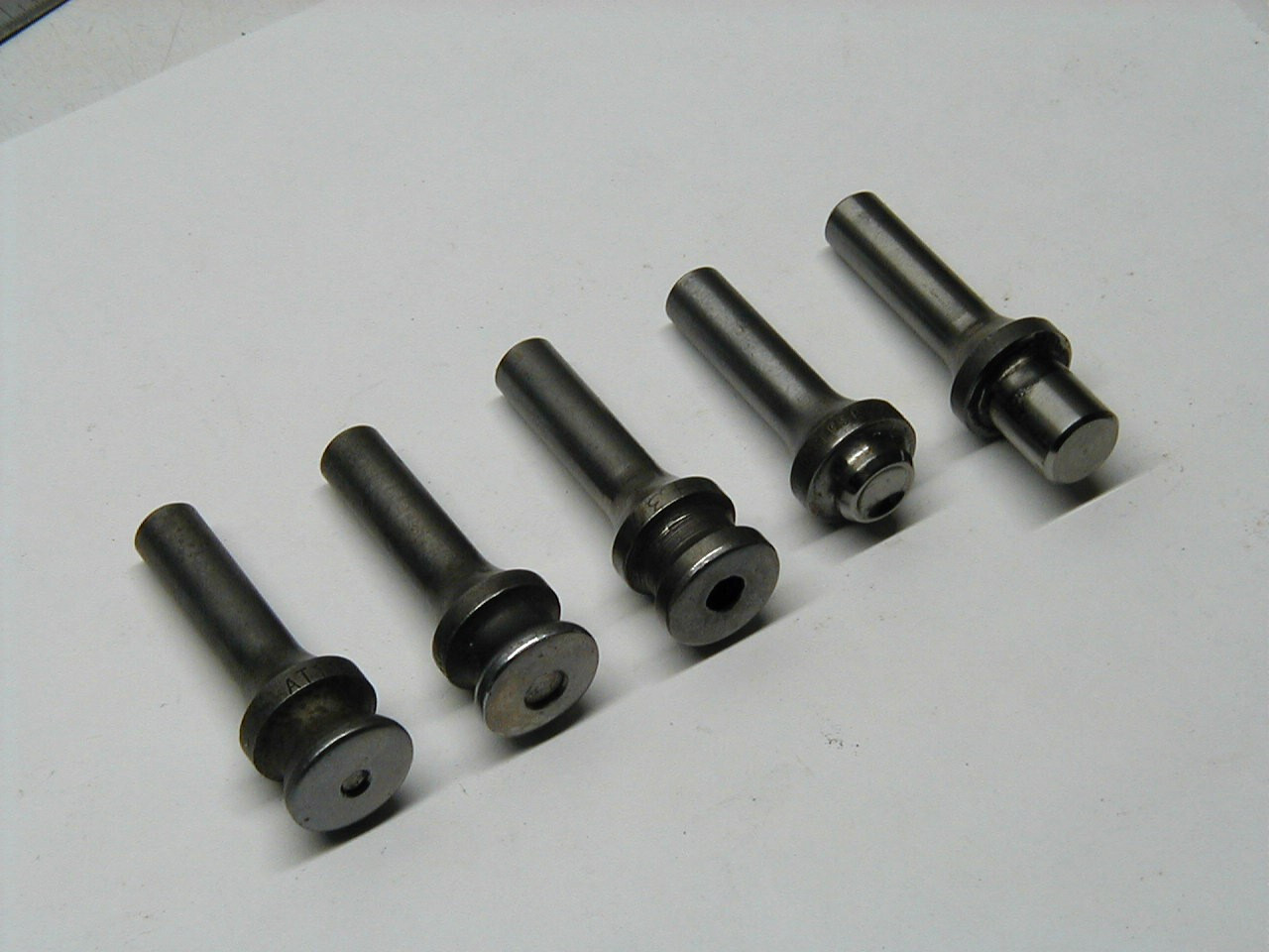 (5) Short Rivet Gun Riveter Sets w .401 Shank  NACA