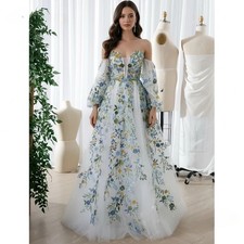 Embroidery Flowers Tulle Wedding Dresses Appliques Illusion Sweep Train A-Line