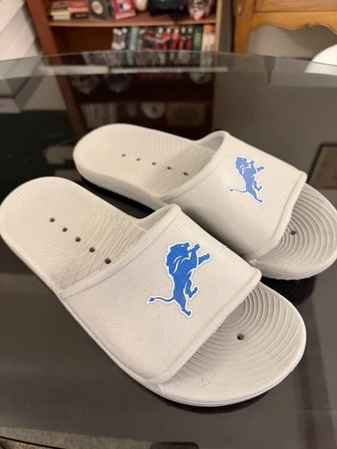Detroit Lions NFL Gray  Slides Sandal Flip Flop VERY Lightly Worn Large (11-12)