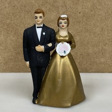Vintage Wilton Ceramic Cake Topper of Wedding Bride  Groom - Read