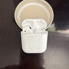 Apple AirPods 1st Generation In-Ear Headsets with Charging Case Left Bud Only