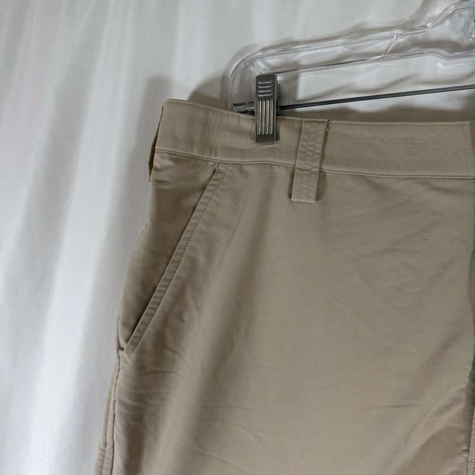 Pantalones Cortos de Golf Under Armour Para Hombre 38 Bolsillos Caqui Tostado Rendimiento Informal Verano Foto 3 de 4