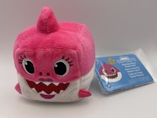 Pinkfong Baby Shark Mommy Shark Official Song Cube Plush WowWee Pink