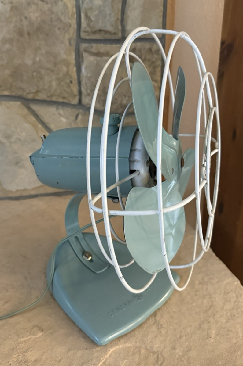 Vintage USA GE General Electric Cage Fan F15S125 Aqua Blue