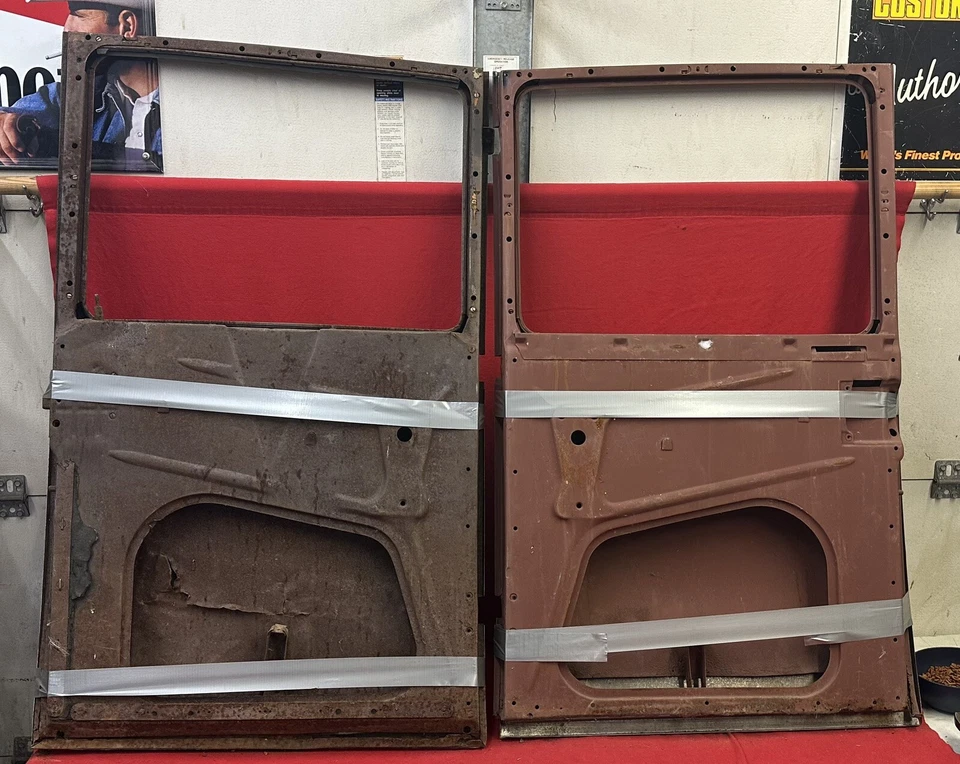 1926 1927 MODEL T FORD COUPE SEDAN DOORS ALSO 1928 FORD TRUCK DOORS - Image 2 of 4