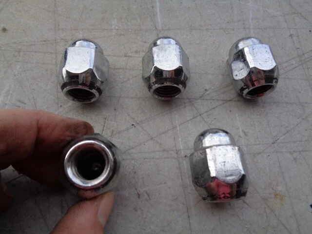 Toyota Corolla 2020 tuerca de rueda lado izquierdo/derecho (juego de 5) OEM Foto 2 de 4