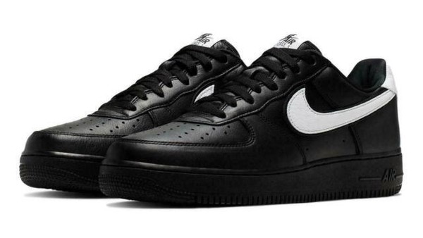 Nike Air Force 1 Low Retro QS Black 