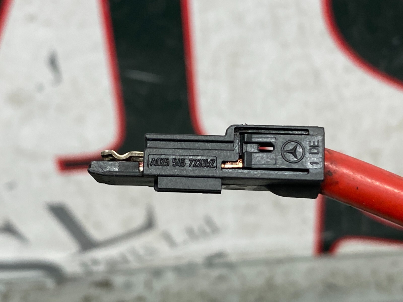 AS) GENUINE MERCEDES BENZ ENGINE WIRING LOOM HARNESS PLUG 
