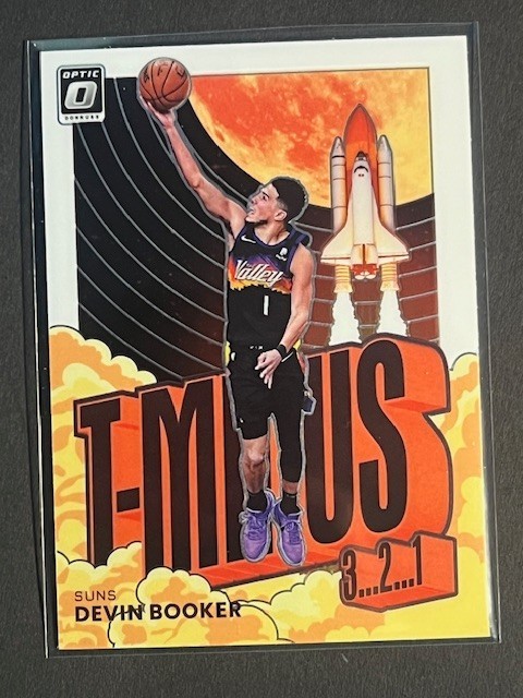 2021-22 Panini Donruss Optic - T-Minus 3, 2, 1 Devin Booker #15