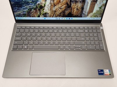 Dell Inspiron 15 5510 i7-11390H @ 3.40GHZ 16GB RAM 512GB SSD Win
