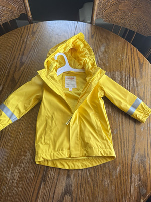 Cat & Jack Yellow Hooded Rain Coat 2T Zip Closure Solid Polyester Long Sleeve