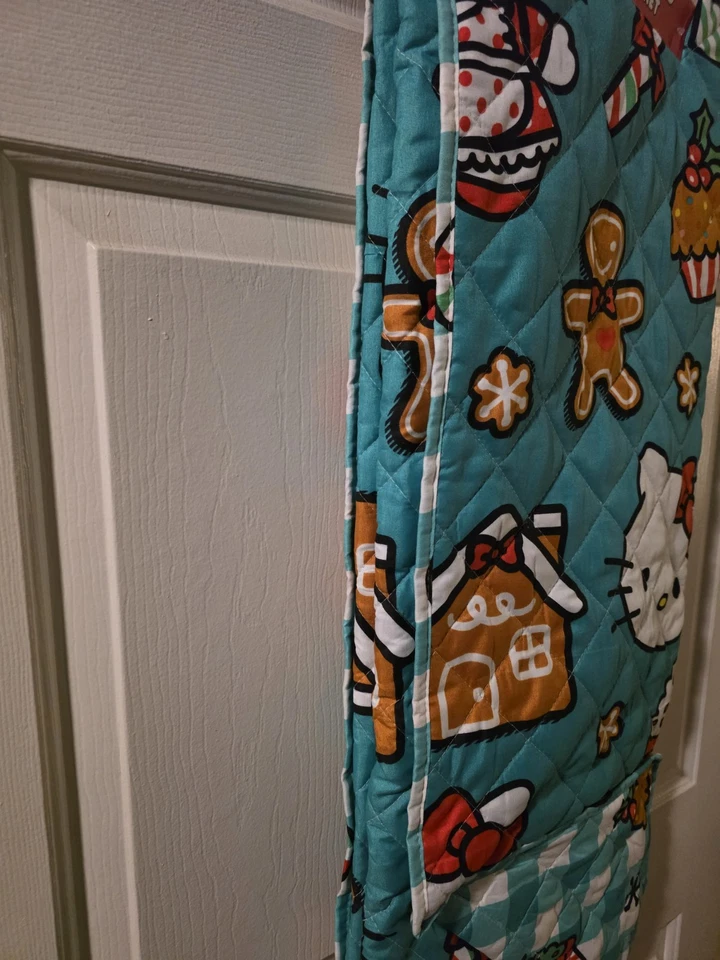 Manta reversible para cupcakes de pan de jengibre Hello Kitty vacaciones de Navidad Foto 3 de 4