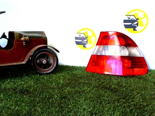 RÜCKLICHT RECHTS AUSSEN BMW 3 serie (E46/4) Sedan 320d 16V (M47-D20(204D1))