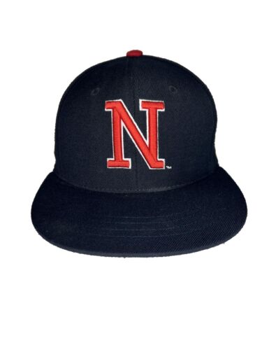 ZHATS Nebraska Cornhuskers Youth Black Fitted Flat Brim Hat/Cap - 6 3/4 - Picture 1 of 4
