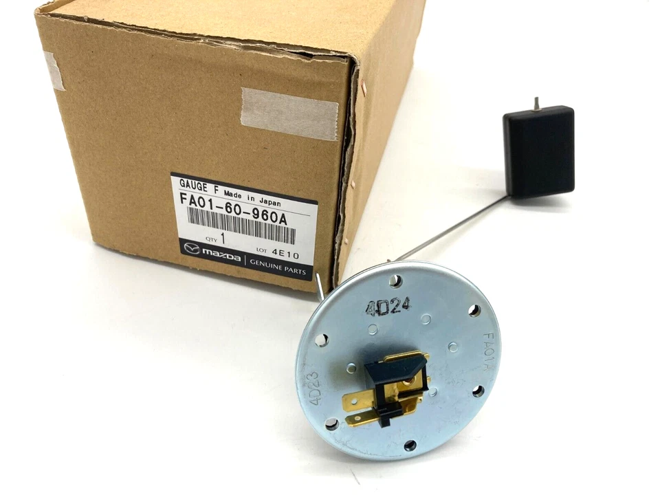 Mazda RX7 RX-7 1981-1983 Fuel Level Sending Unit  FA01-60-960A - Image 3 of 4