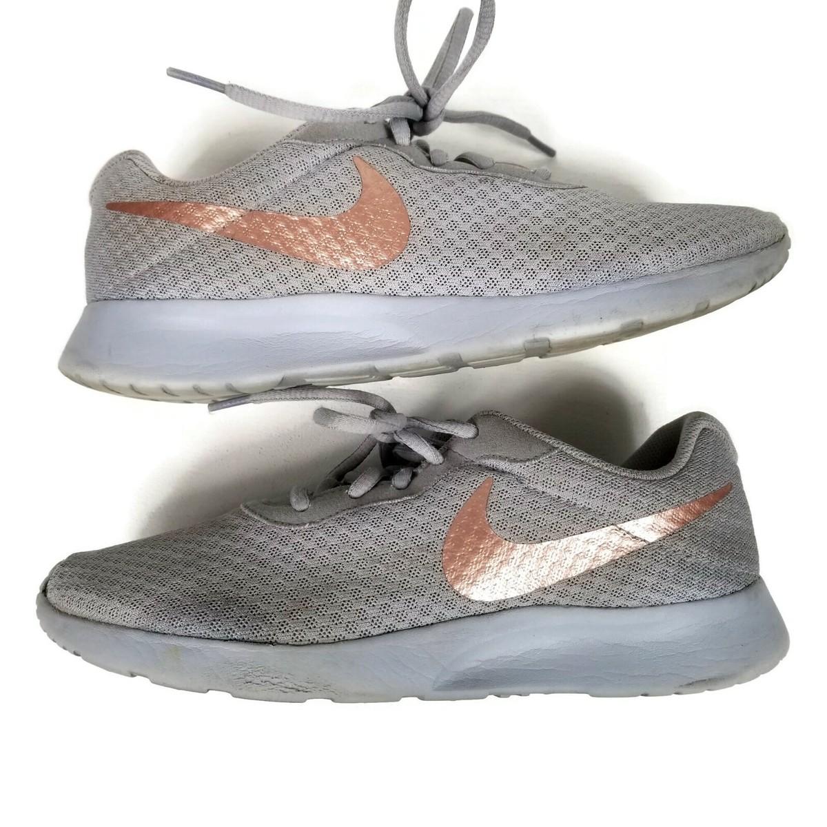 nike tanjun rose gold metallic