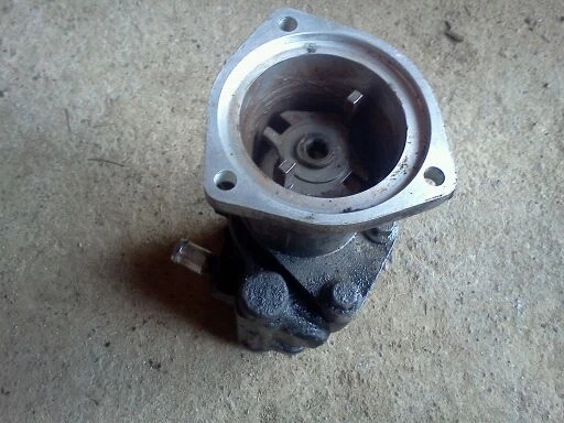 Jaguar XJ6 XJ40 1988-1994 4.0 L Pump OEM #31 - Image 3 of 3