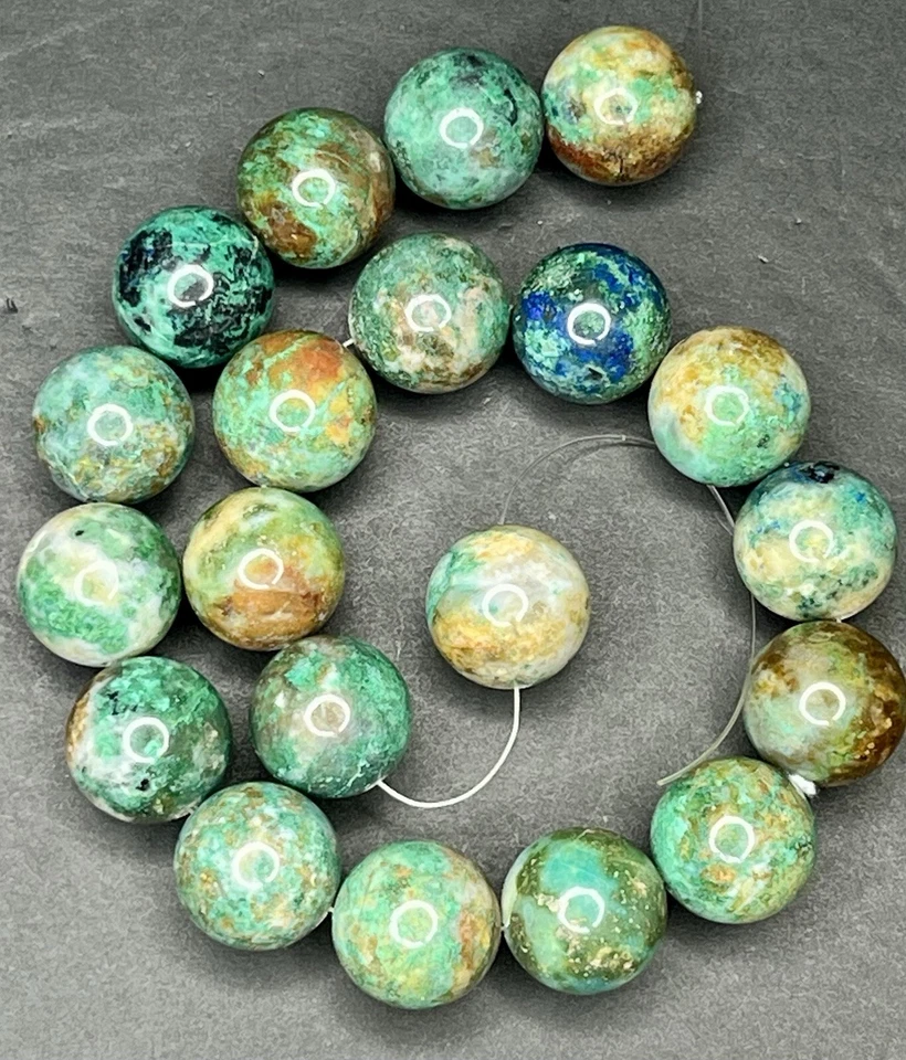Very Rare Vintage 20mm Natural Green Chrysoprase Round Gemstone Beads 20ct -234g - Image 2 of 4