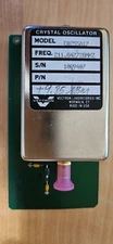 Vectron Laboratories Crystal Oscillator CO2555A17 211.842728 MHz 15V SMA 1089407