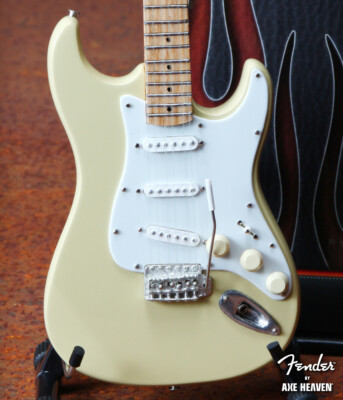 Fender Strat Collectible Cream Stratocaster Replica Mini Guitar by