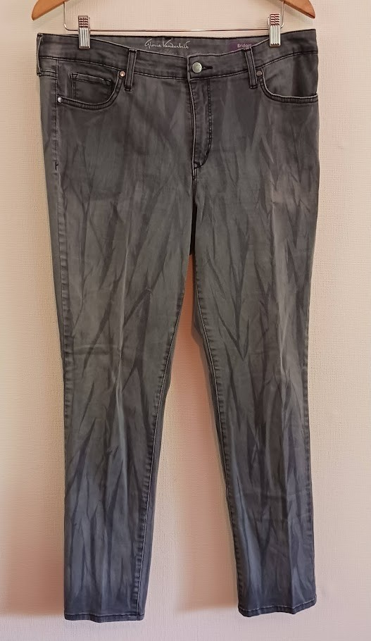 Gloria Vanderbilt Bridget Slim leg All Around Slimming Effec