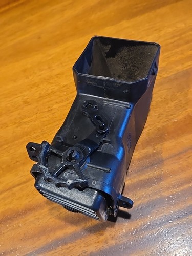 95-04 Toyota Tacoma LH Driver's Side Dash Vent OEM P7414b214 - Picture 4 of 6