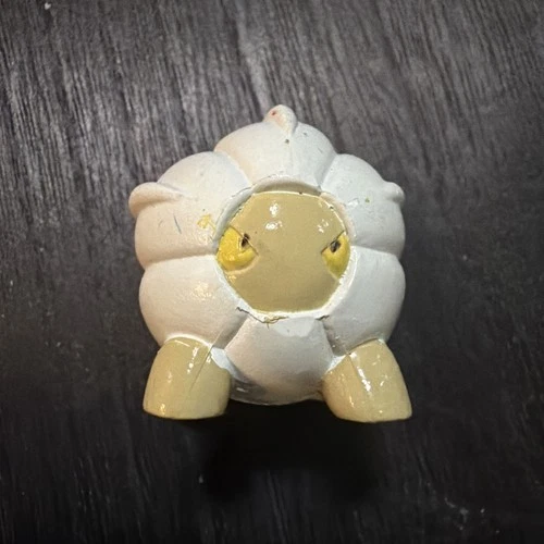 Shelgon TOMY Pokemon Figure CGTSJ Nintendo Vintage