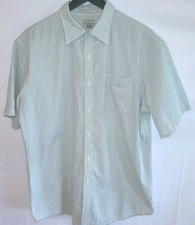 L. L. Bean Mens Large Regular Short Sleeve Button Front Seersucker Shirt Striped