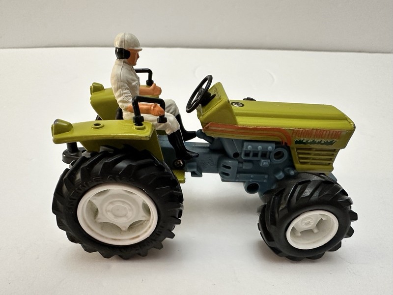 Farm Motor Tractor w/ Driver Plastic And Die cCast
