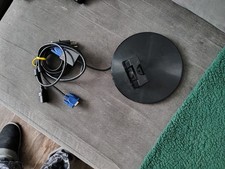 ASUS pc monitor 20 inch black with cables plus keyboard