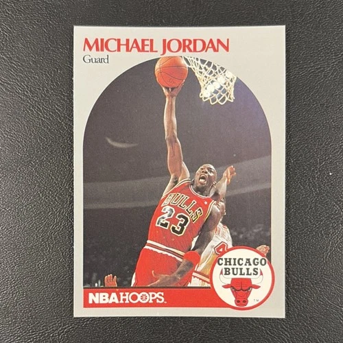 1990-91 NBA Hoops Michael Jordan #65 Chicago Bulls Basketball Card - Mint