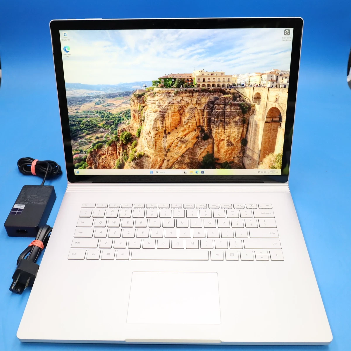 Microsoft Surface Book 2 Intel Core i7 8th Gen. 16 GB RAM PC