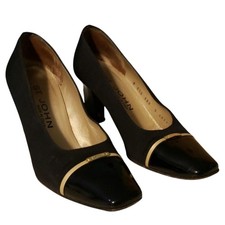 ST. JOHN Vintage Classic Heels 5.5