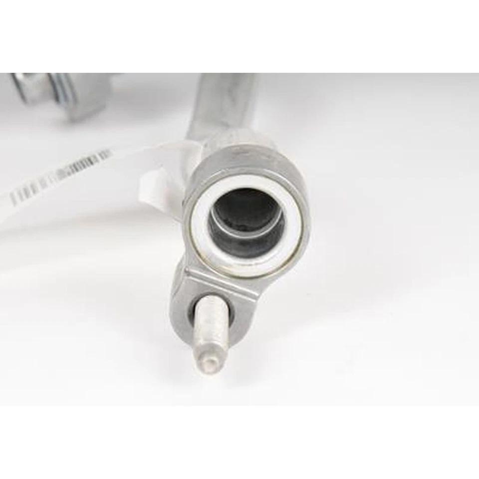 Оригинальные детали GM 22714736 шланг кондиционера в сборе для 00-04 Saturn L300 LS LS1 LW1 - Изображение 3 из 4