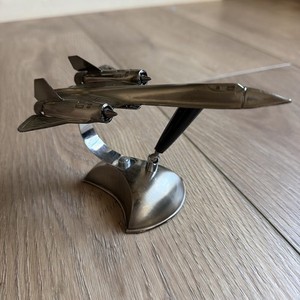 Vintage Lockheed SR-71 Blackbird Metal Desktop Pen Holder / Paperweight