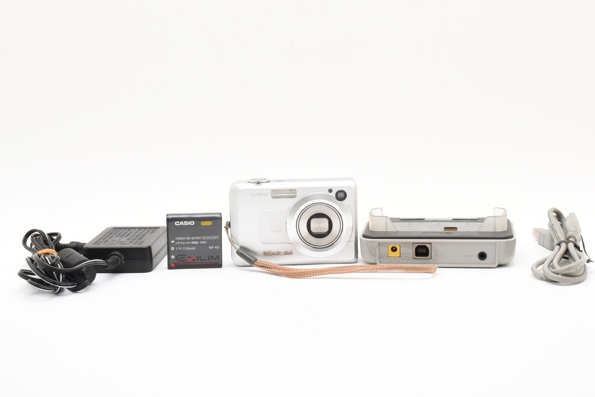 Casio EXILIM EX-Z750 Silver 7.2 MP Digital Camera [Exc+++