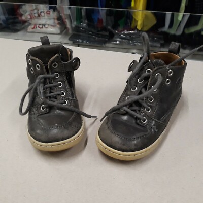 GOLDEN MINT BABY SHOE USED only NUMBER 23 -  9.9 SHIPPED!!!!!!