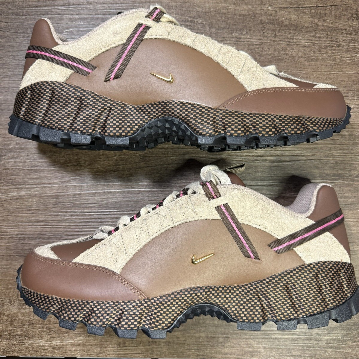 Nike Jacquemus- Air Humara LX 'Brown' New Women's Size 10.5 DR0420