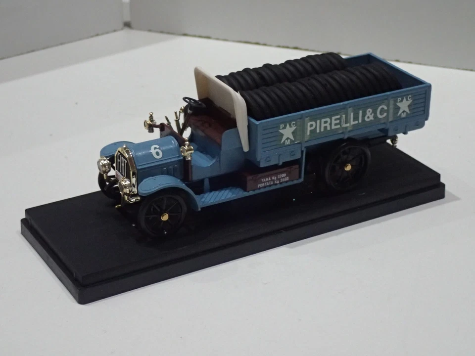 FIAT 18 BL AUTOCARRO TRASPORTO PNEUMATICI PIRELLI RIO SLO22 - Immagine 3 di 3