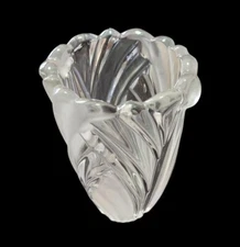 Vintage Heavy Mikasa Frosted Swirl Crystal Flower Vase 6.5"