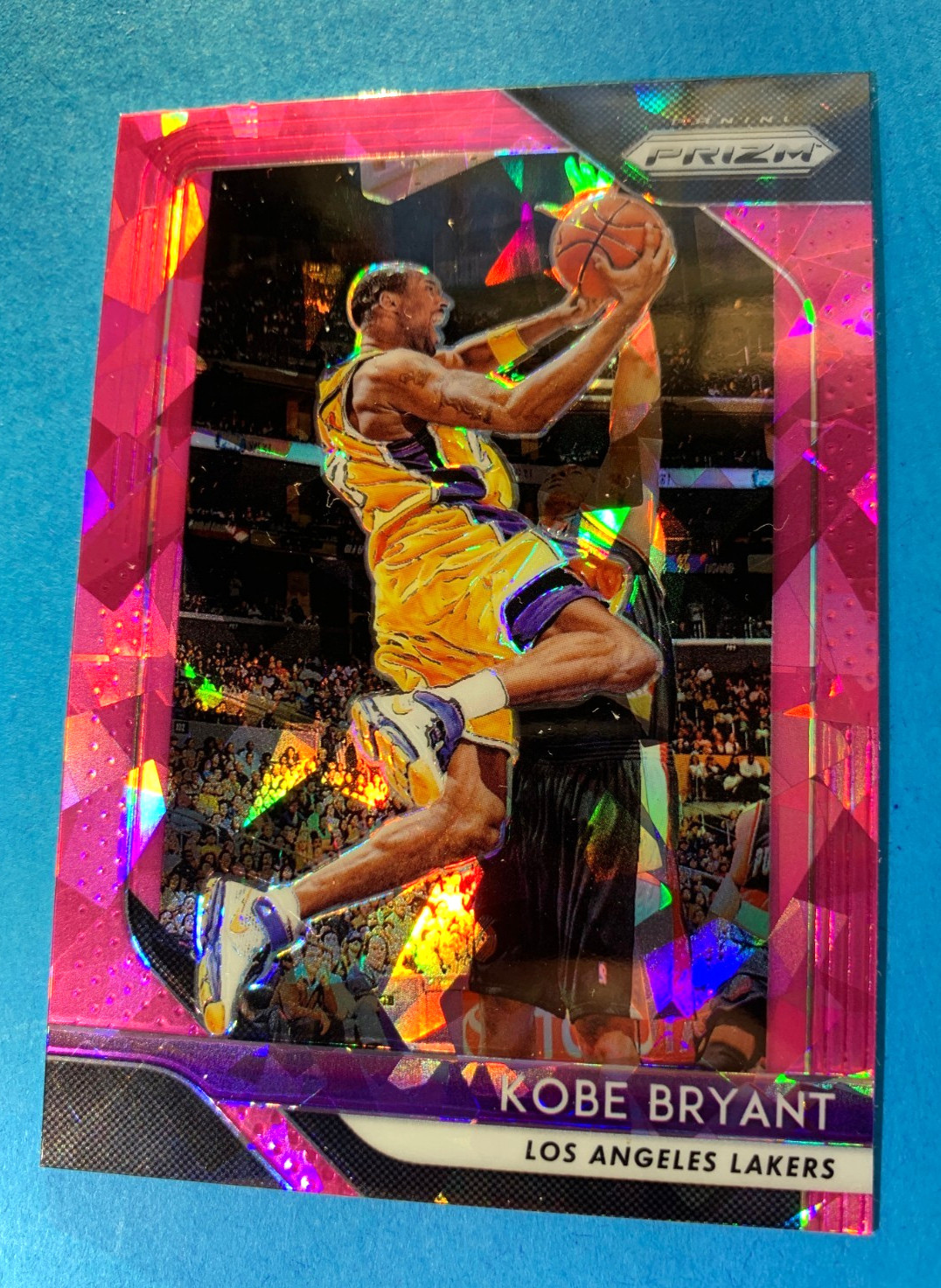 KOBE BRYANT 2018-19 Panini PRIZM PINK CRACKED ICE PRIZM Parallel Card# 15 Lakers