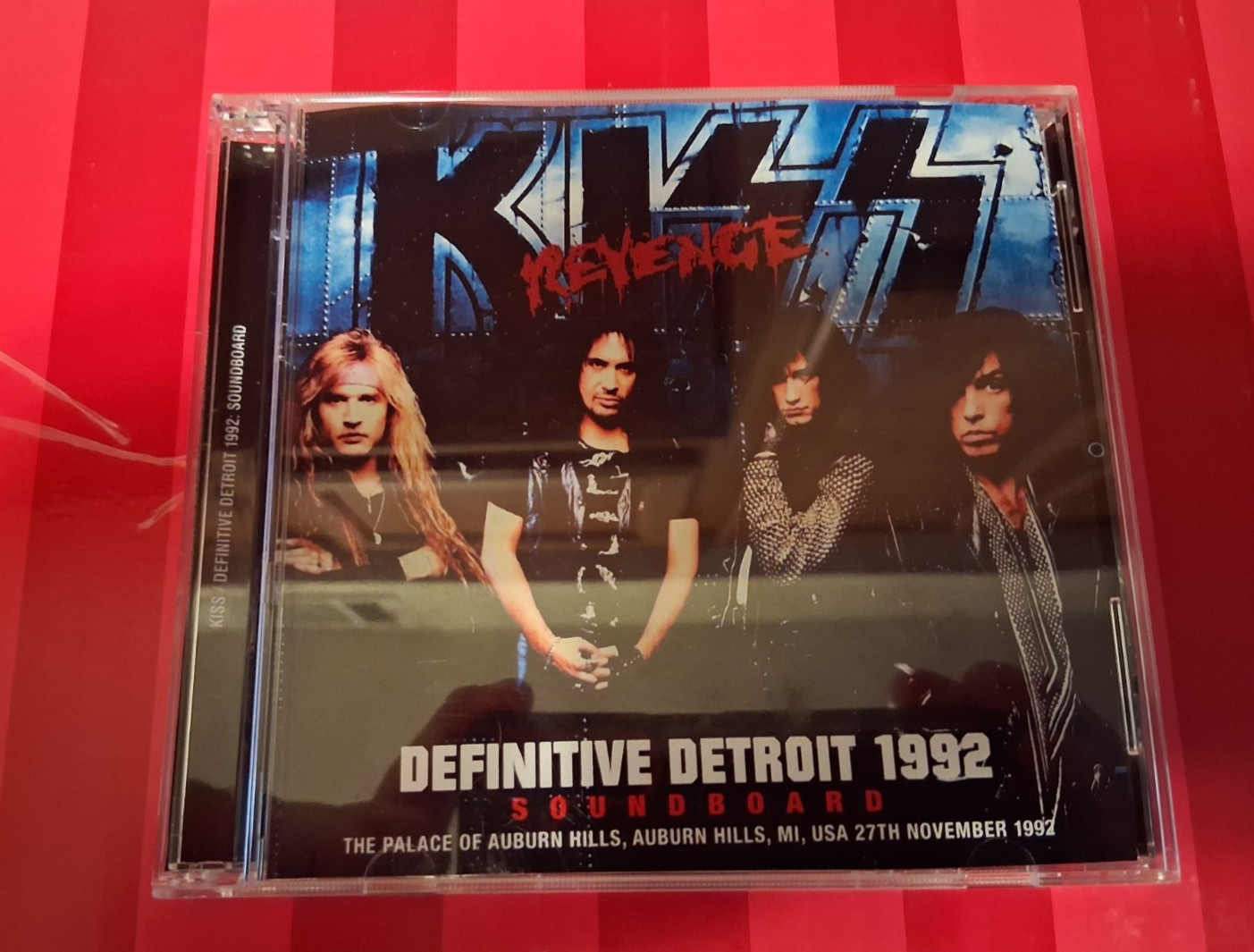 KISS DEFINITIVE DETROIT 11-27-1992 (2 CDS)!! GENE ACE PETER PAUL ERIC BRUCE DIO