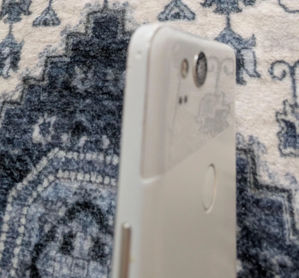 Google Pixel 2 - 128GB - Claramente Blanco - Desbloqueado - Excelente Estado Foto 4 de 4